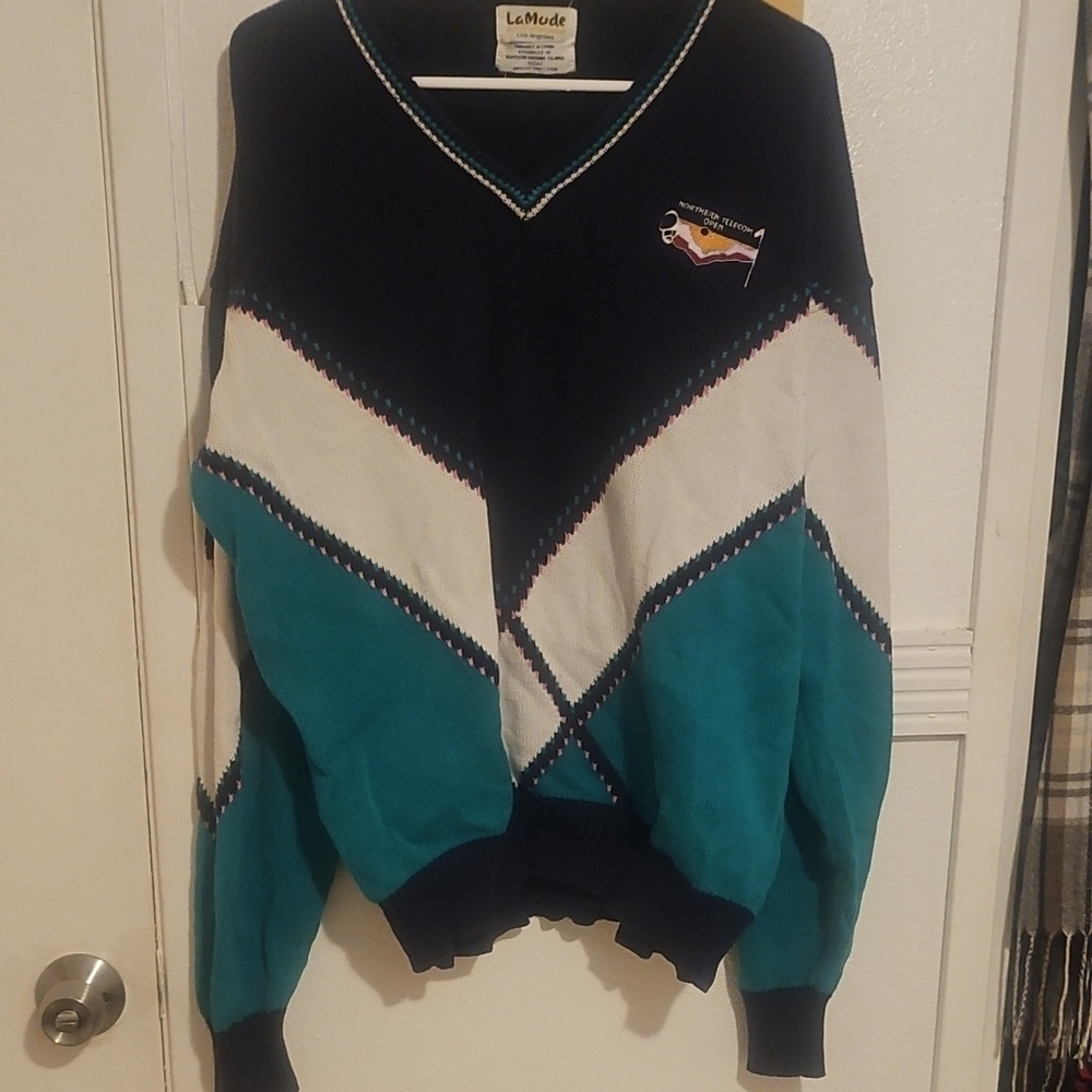 LeMode Teal & Navy V-Neck Pullover Jersey